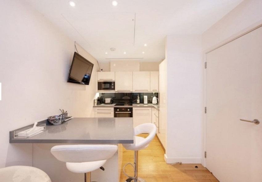 Images for 30 Blandford Street, London